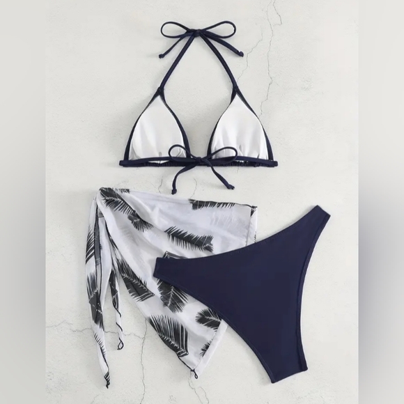 Leaf Print Three-Piece Bikini Set - Picture 3 of 13